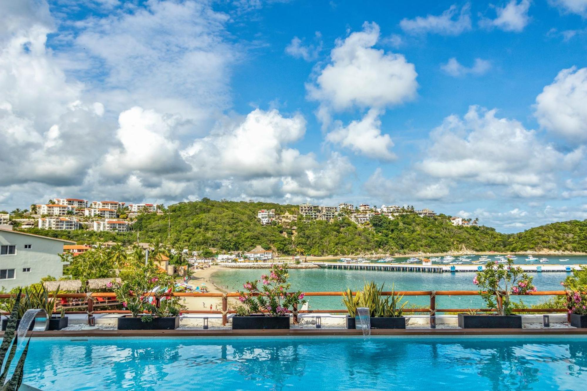 Niru Ocean Suites By Binniguenda Santa Cruz Huatulco Exterior photo