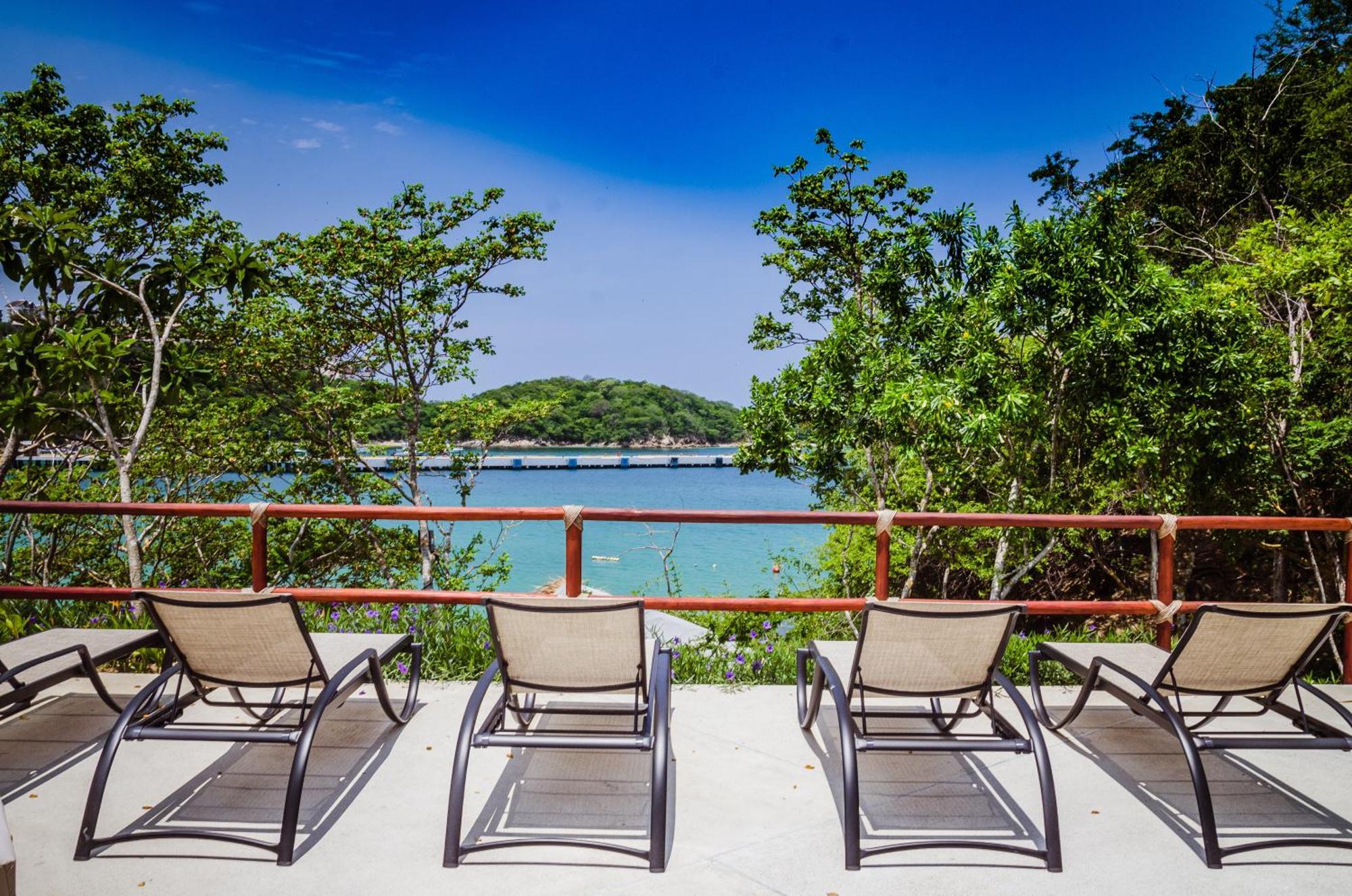 Niru Ocean Suites By Binniguenda Santa Cruz Huatulco Exterior photo